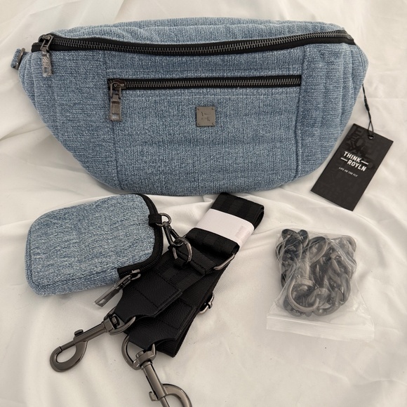 Think Royln Sister Sling Denim Fanny Waist Bag NWT Travel or Everyday - Picture 4 of 9